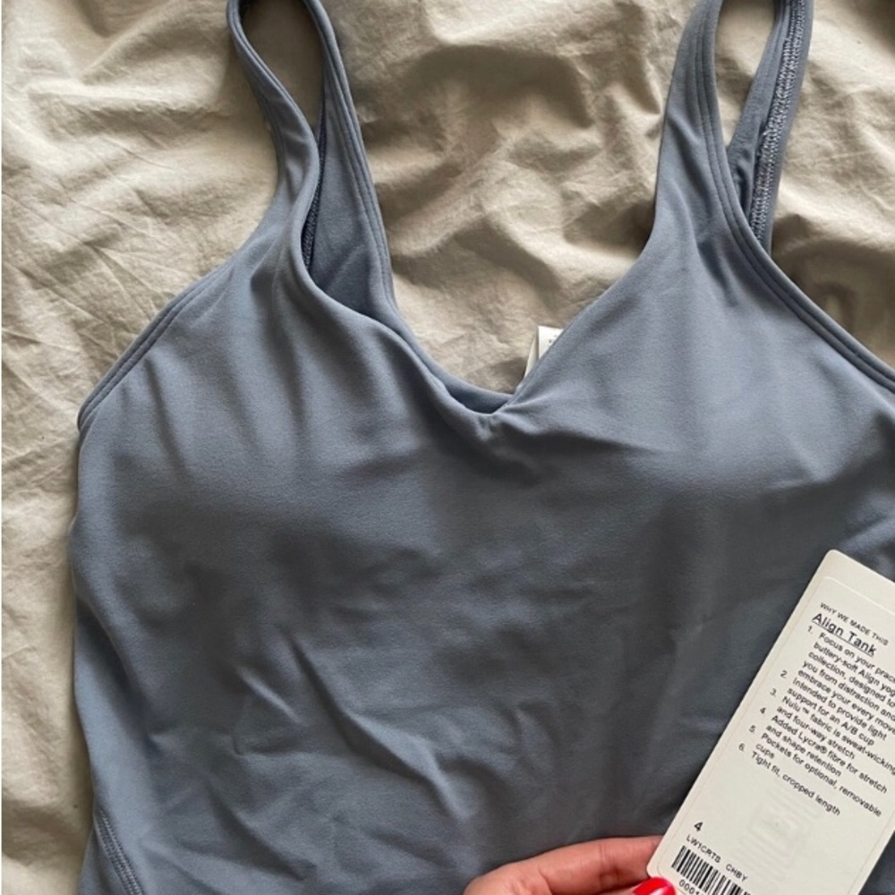 LULULEMON STUFF FOR TRADE DO NOT BIY SIZES 4,6,2,
